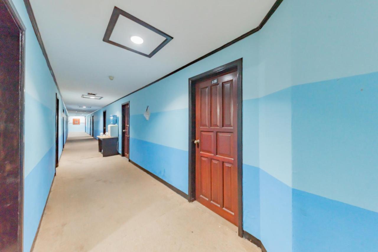 Reddoorz Near Plaza Balikpapan Hotel Exterior photo