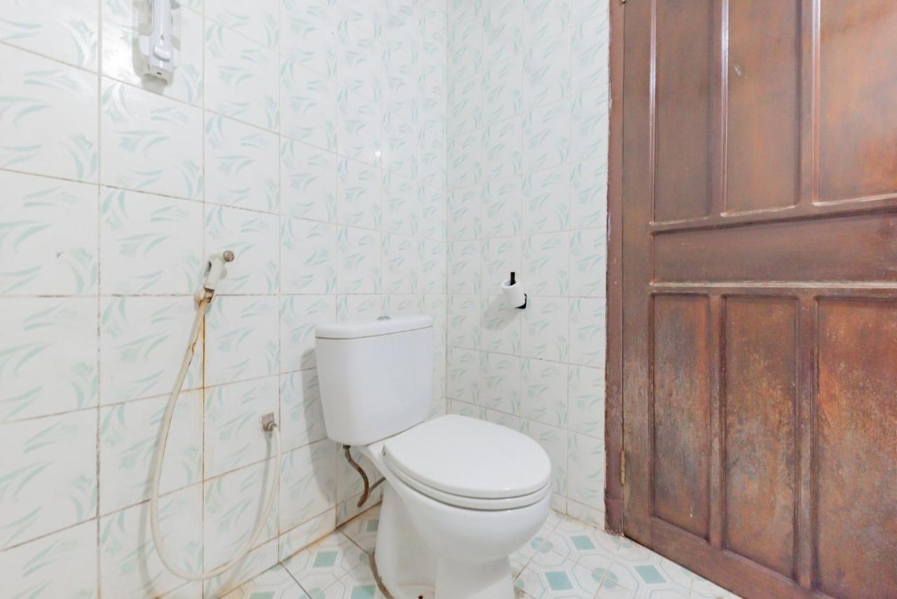 Reddoorz Near Plaza Balikpapan Hotel Exterior photo