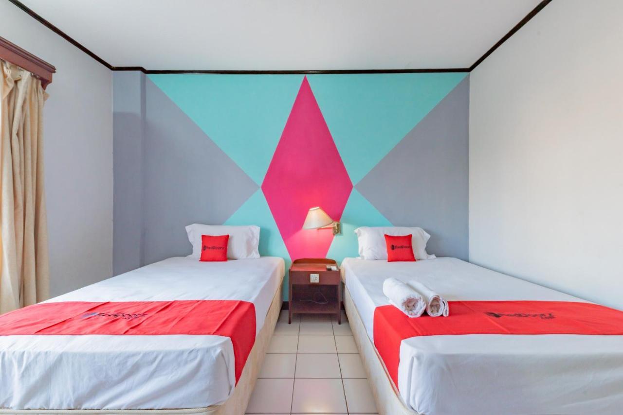 Reddoorz Near Plaza Balikpapan Hotel Exterior photo