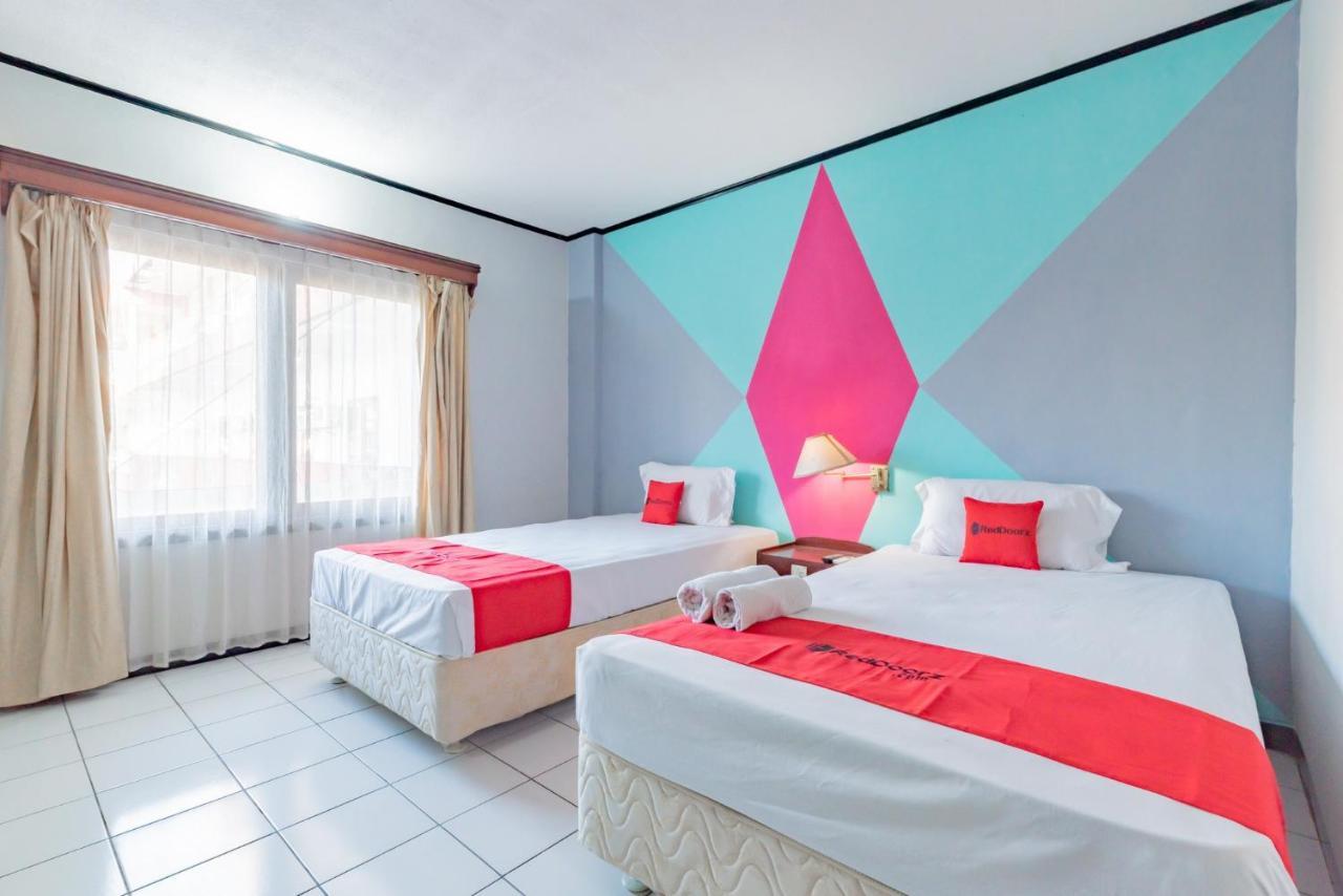 Reddoorz Near Plaza Balikpapan Hotel Exterior photo