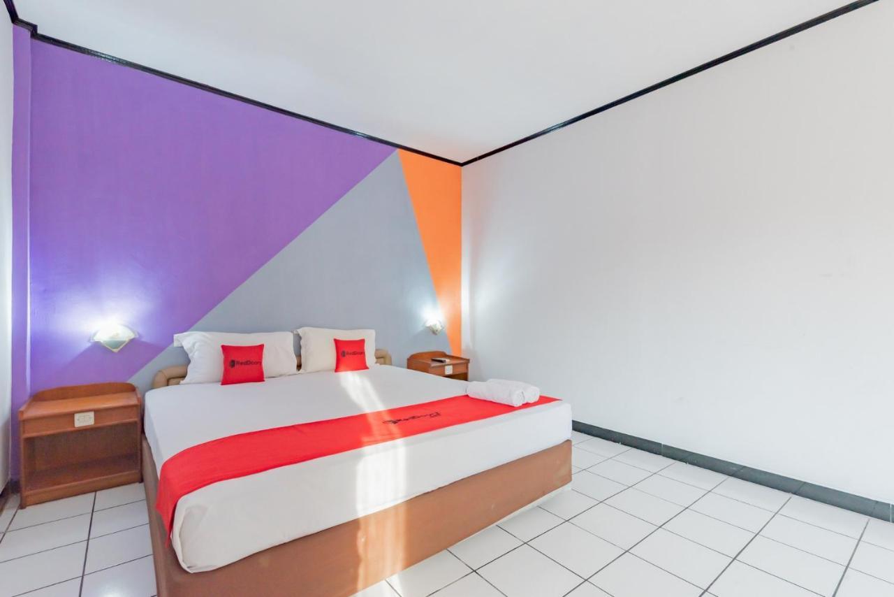 Reddoorz Near Plaza Balikpapan Hotel Exterior photo