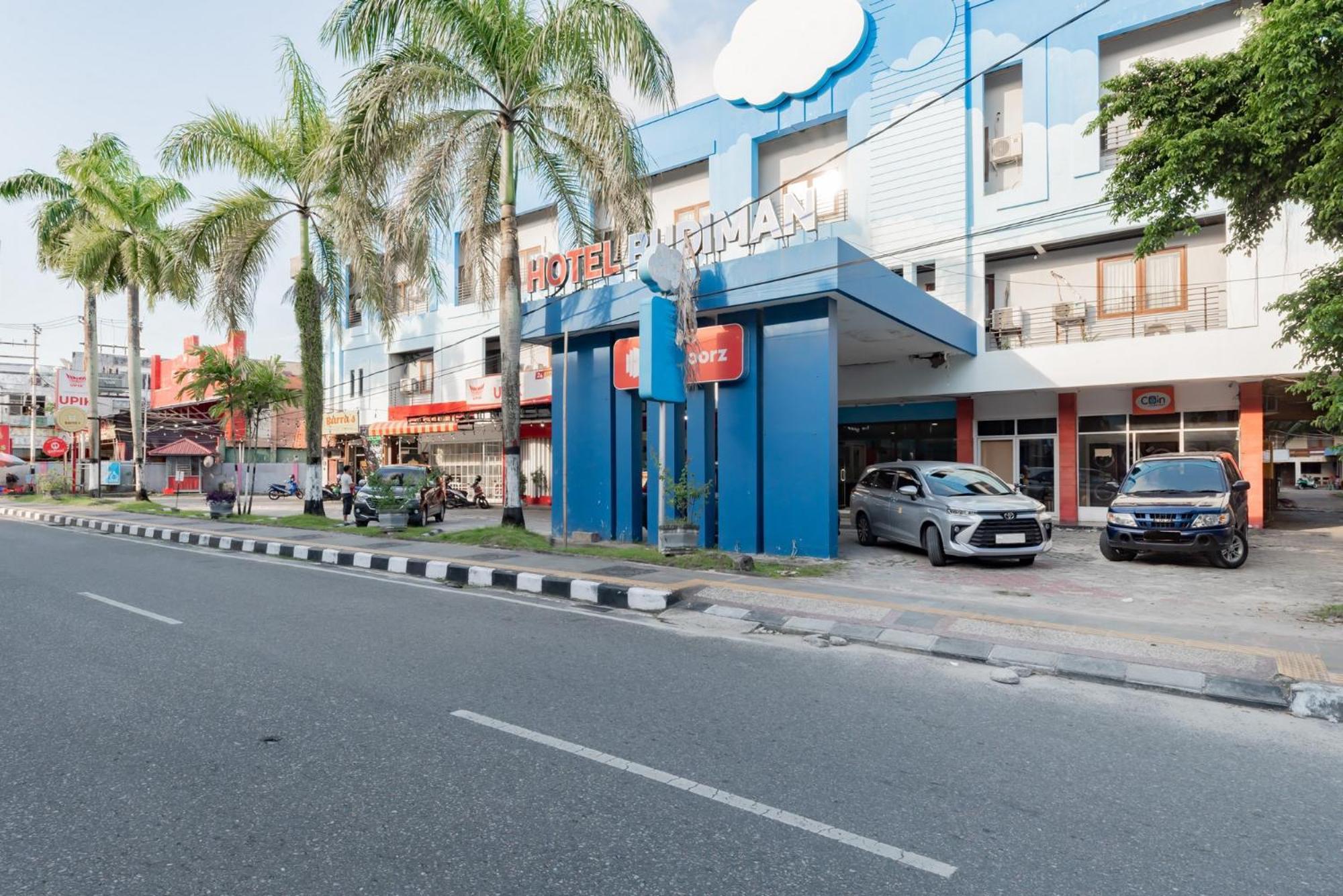 Reddoorz Near Plaza Balikpapan Hotel Exterior photo